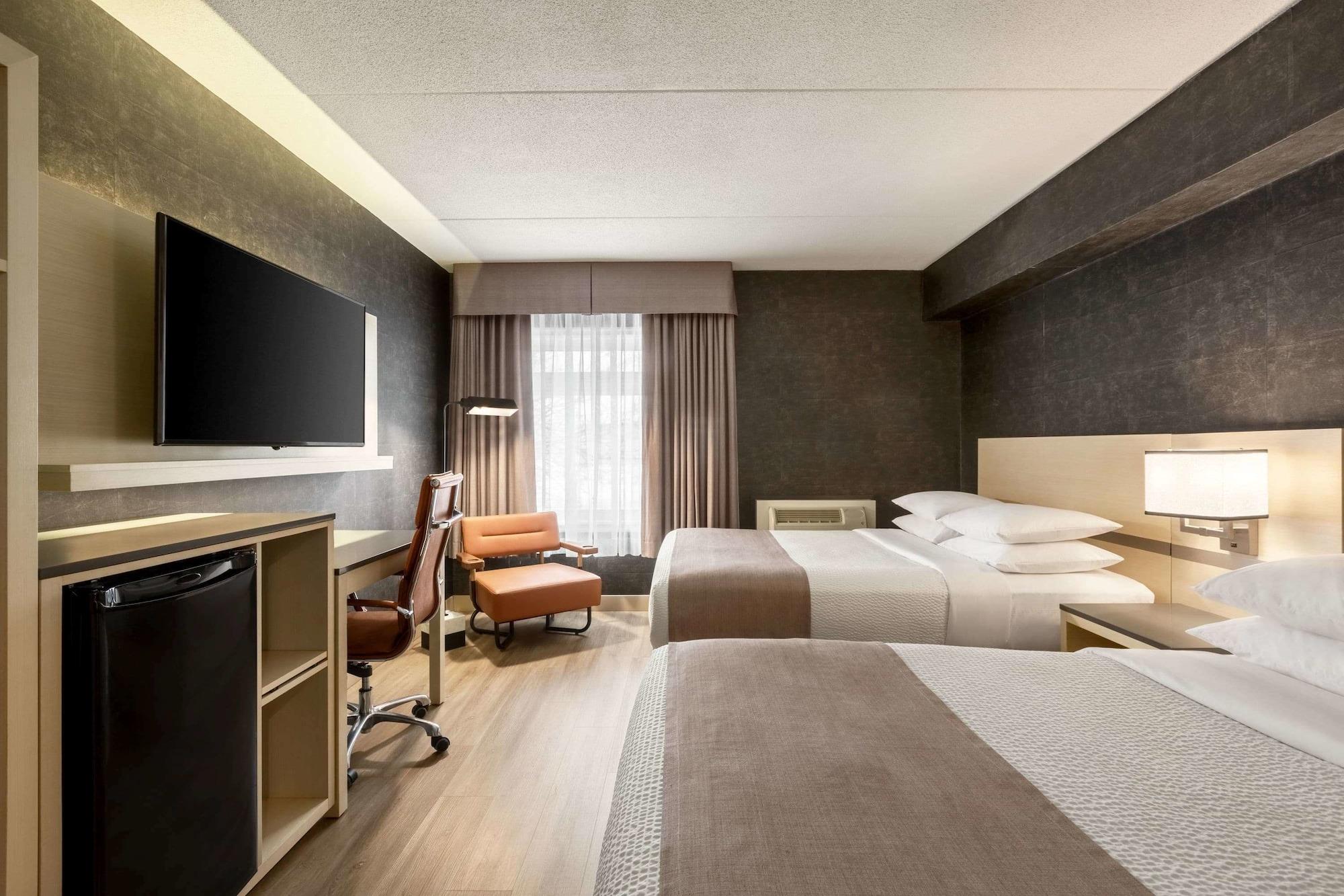 Days Inn By Wyndham Toronto West Миссиссага Экстерьер фото
